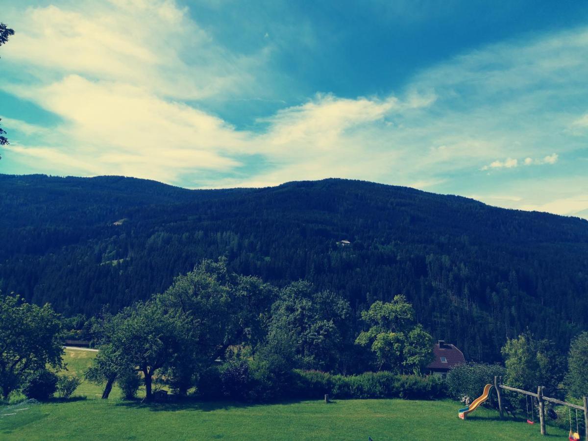 Apartamento Baumgartnerhof Arriach - Urlaub Am Bauernhof Exterior foto