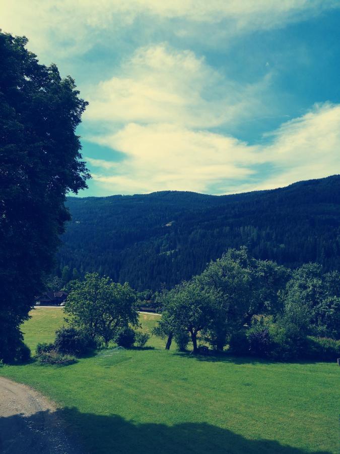 Apartamento Baumgartnerhof Arriach - Urlaub Am Bauernhof Exterior foto